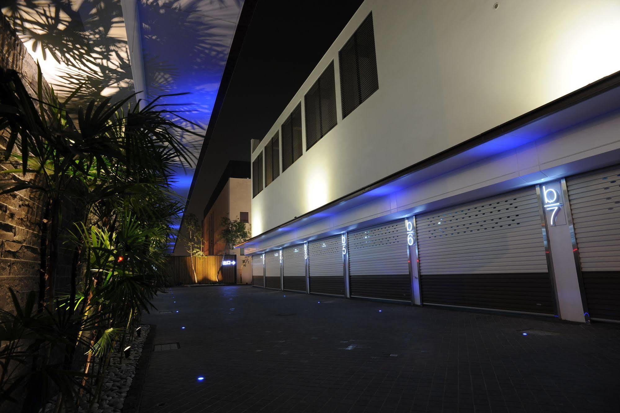 Motel Stars Taichung Exterior photo